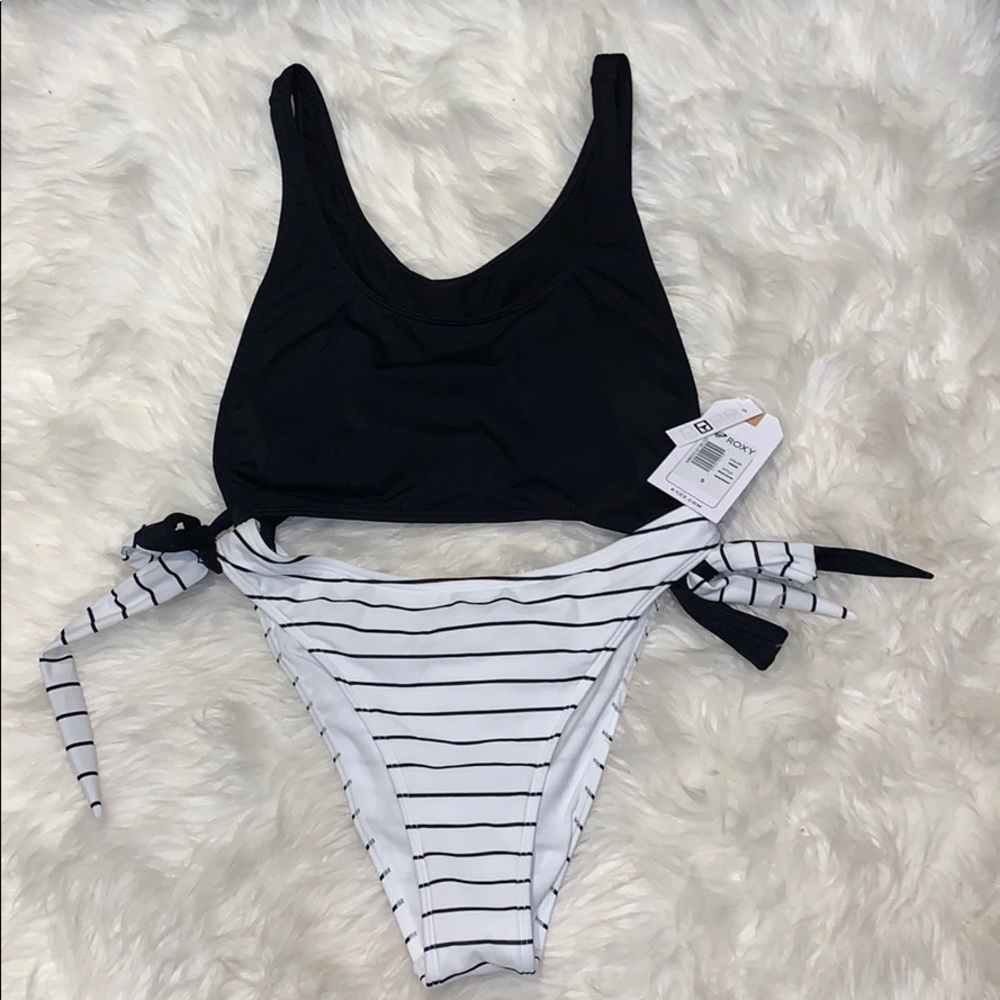 NWT Wonderful Roxy Summer Delight One Piece - Picture 1 of 8